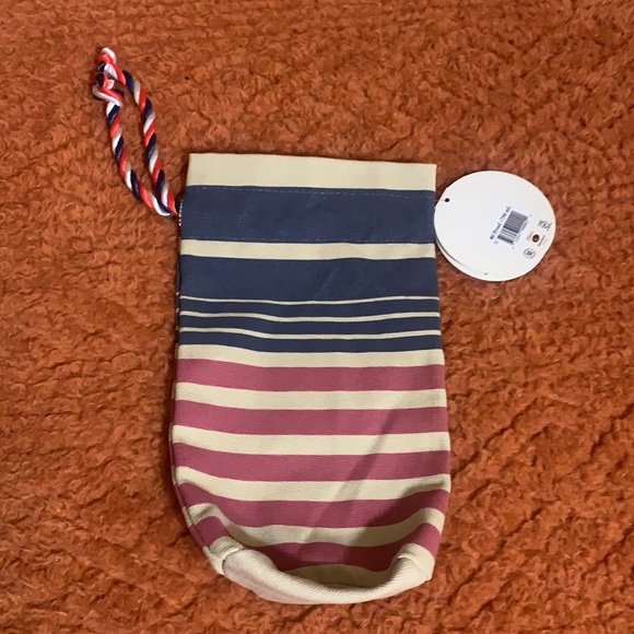 Tito’s handmade vodka bag Cool Drinks for Hot Summer Days Red White & Blue - Picture 3 of 8